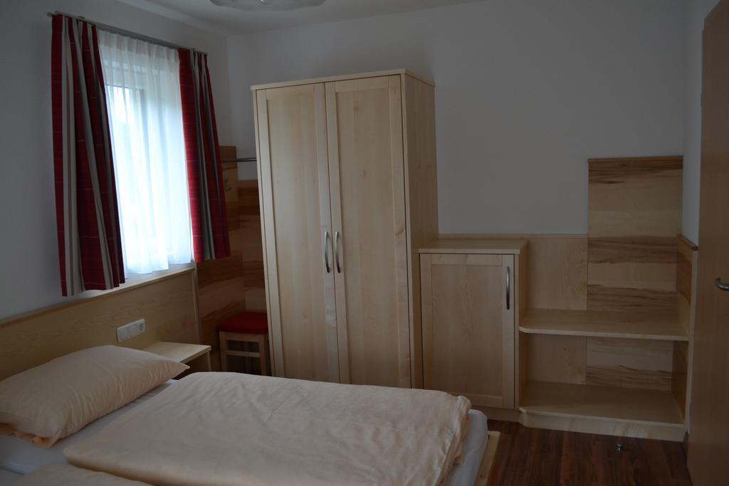 Pension Schweiger Gasen Habitación foto